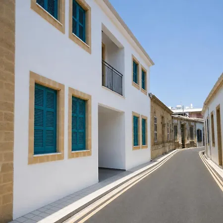 Timelessly Modern 1br In Old Town 니코시아